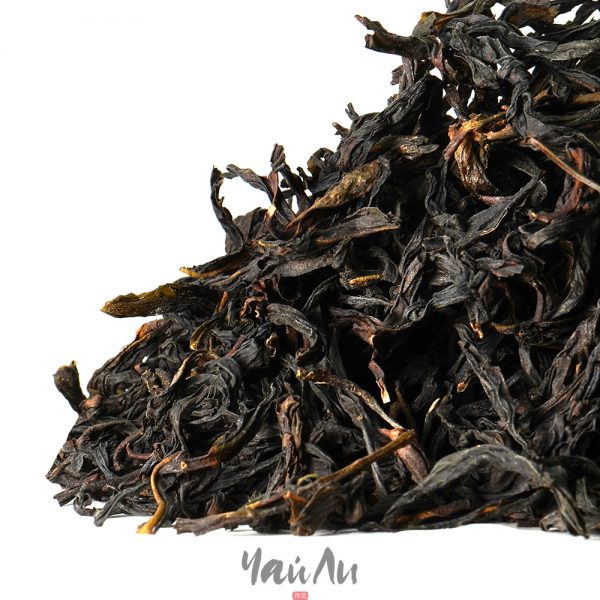 Я Ши Сян Дань Цун "Аромат утиного помёта"